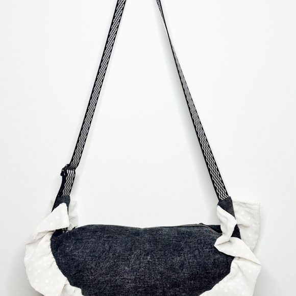 Handmade upcycled Crescent bag - Picture 3 of 7